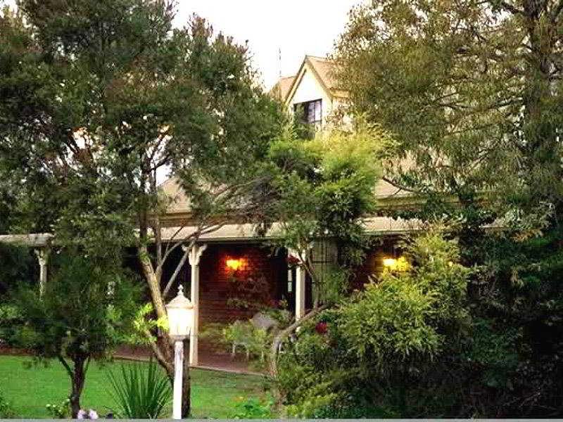 Overlander Homestead Motel Roma Exterior foto